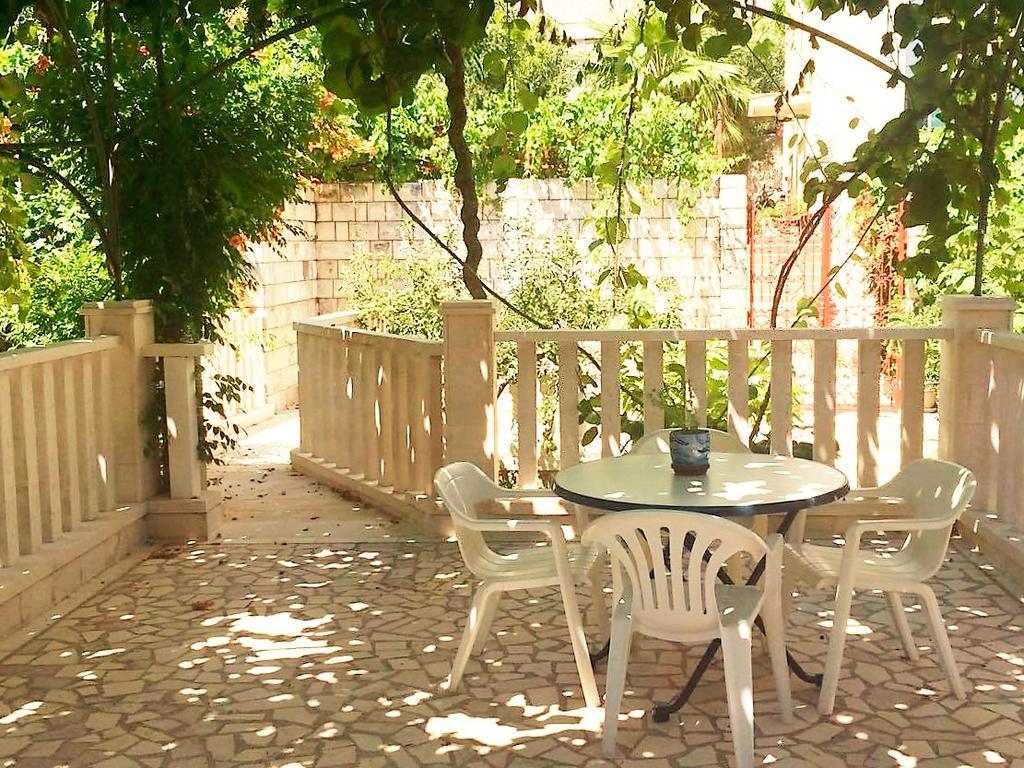 הרצג-נובי Guest House Vila Eli מראה חיצוני תמונה